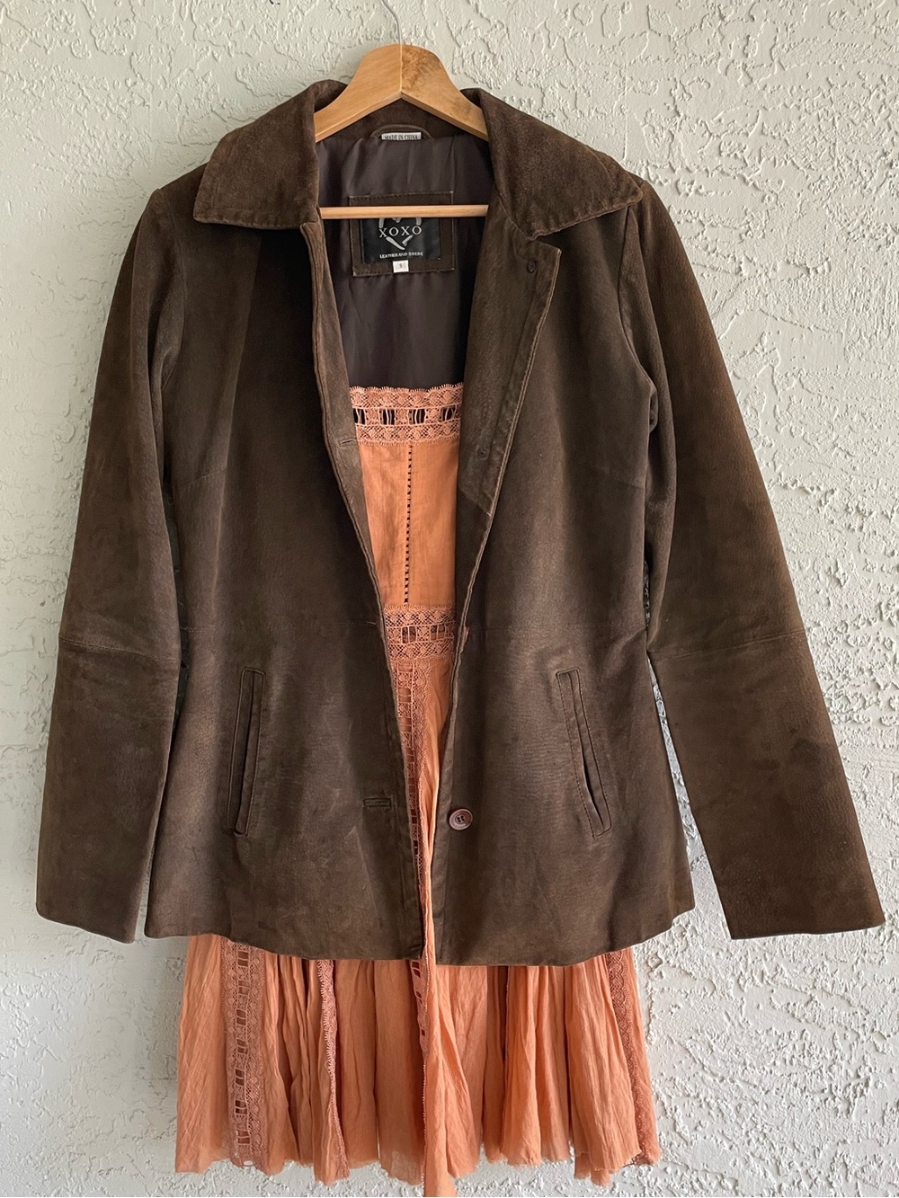Vintage late 90βs early 2000βs XOXO Brown Genuine Suede Leather Jacket - Picture 8 of 8